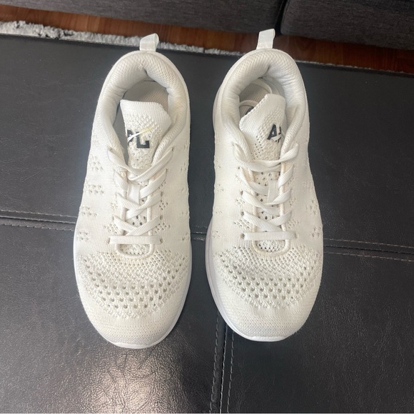 APL TECHLOOM PRO SNEAKERS White/off White Womens 6.5 - Picture 6 of 9